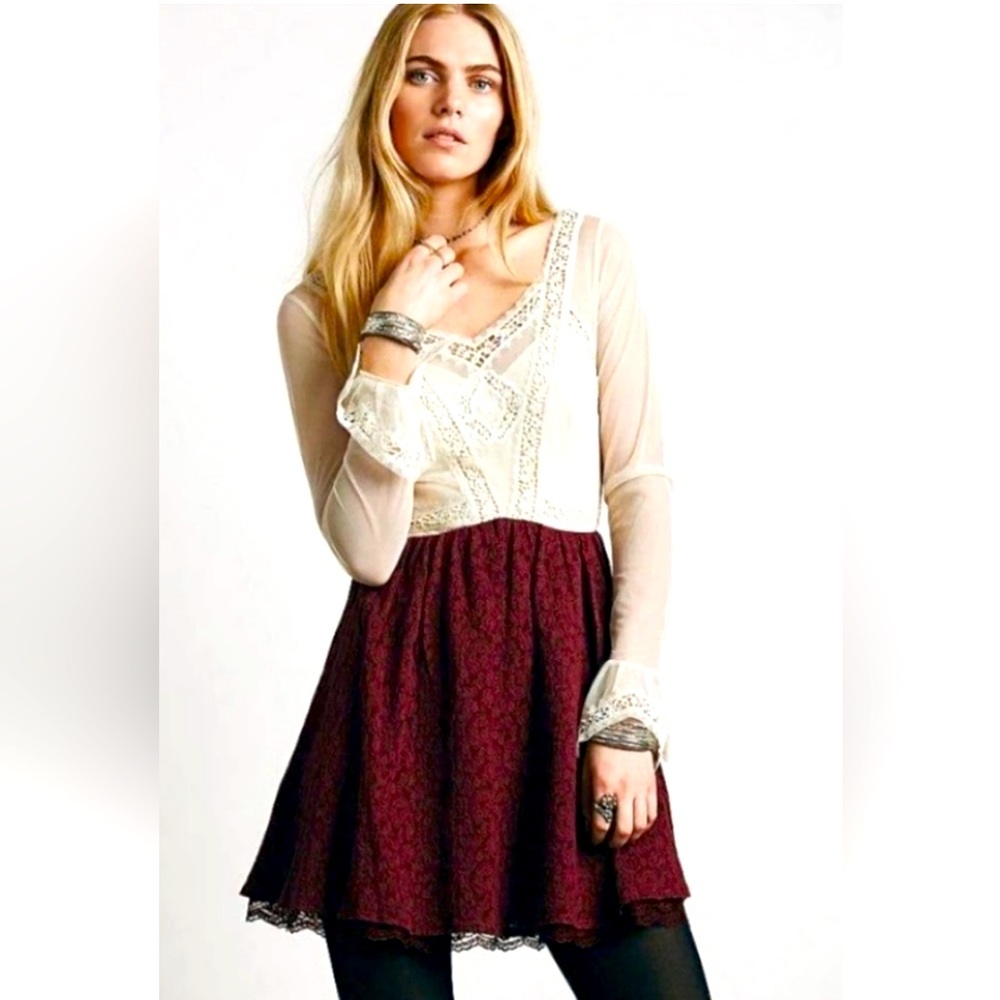 Free People “For Victoria” lace mini dress - size 6